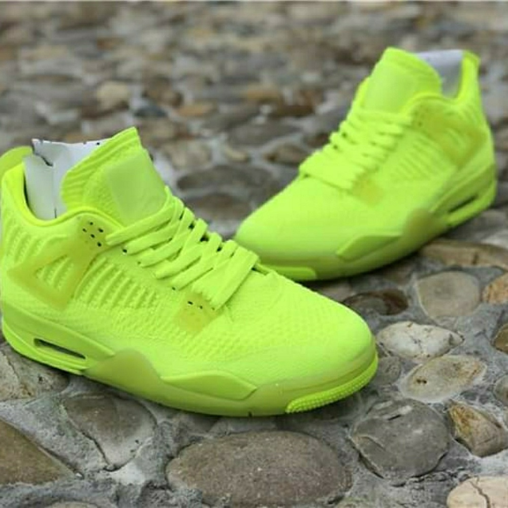 Air Jordan 4 Retro Flyknit